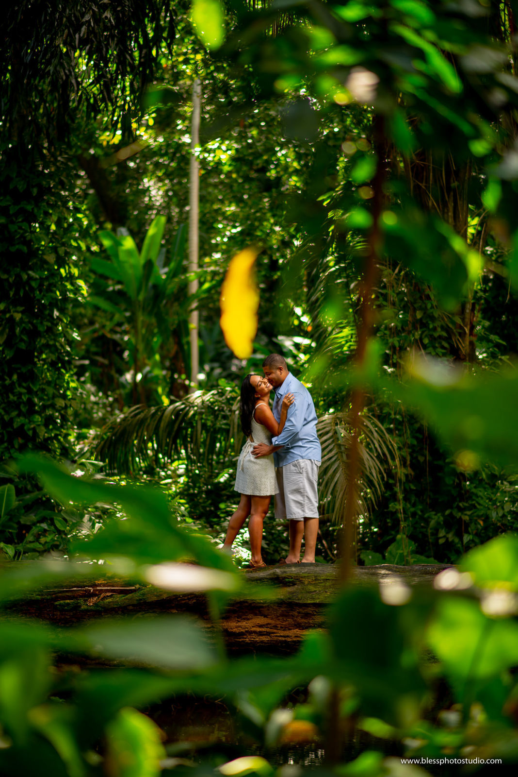 Foto PRÉ WEDDING SARAH E VINICIUS - RIO DE JANEIRO/RJ Foto PRÉ WEDDING SARAH E VINICIUS - RIO DE JANEIRO/RJ - Imagem 35