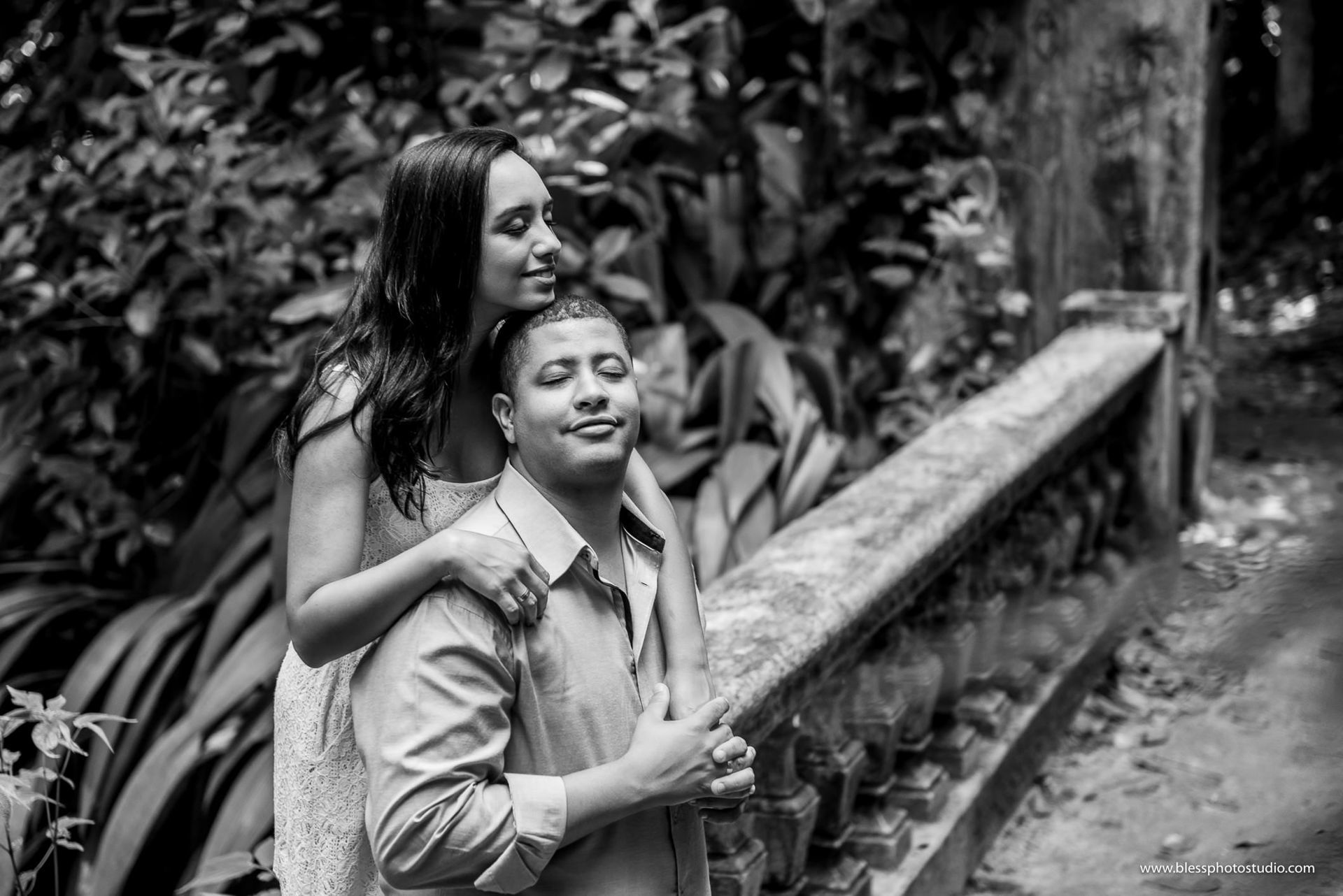 Foto PRÉ WEDDING SARAH E VINICIUS - RIO DE JANEIRO/RJ Foto PRÉ WEDDING SARAH E VINICIUS - RIO DE JANEIRO/RJ - Imagem 57