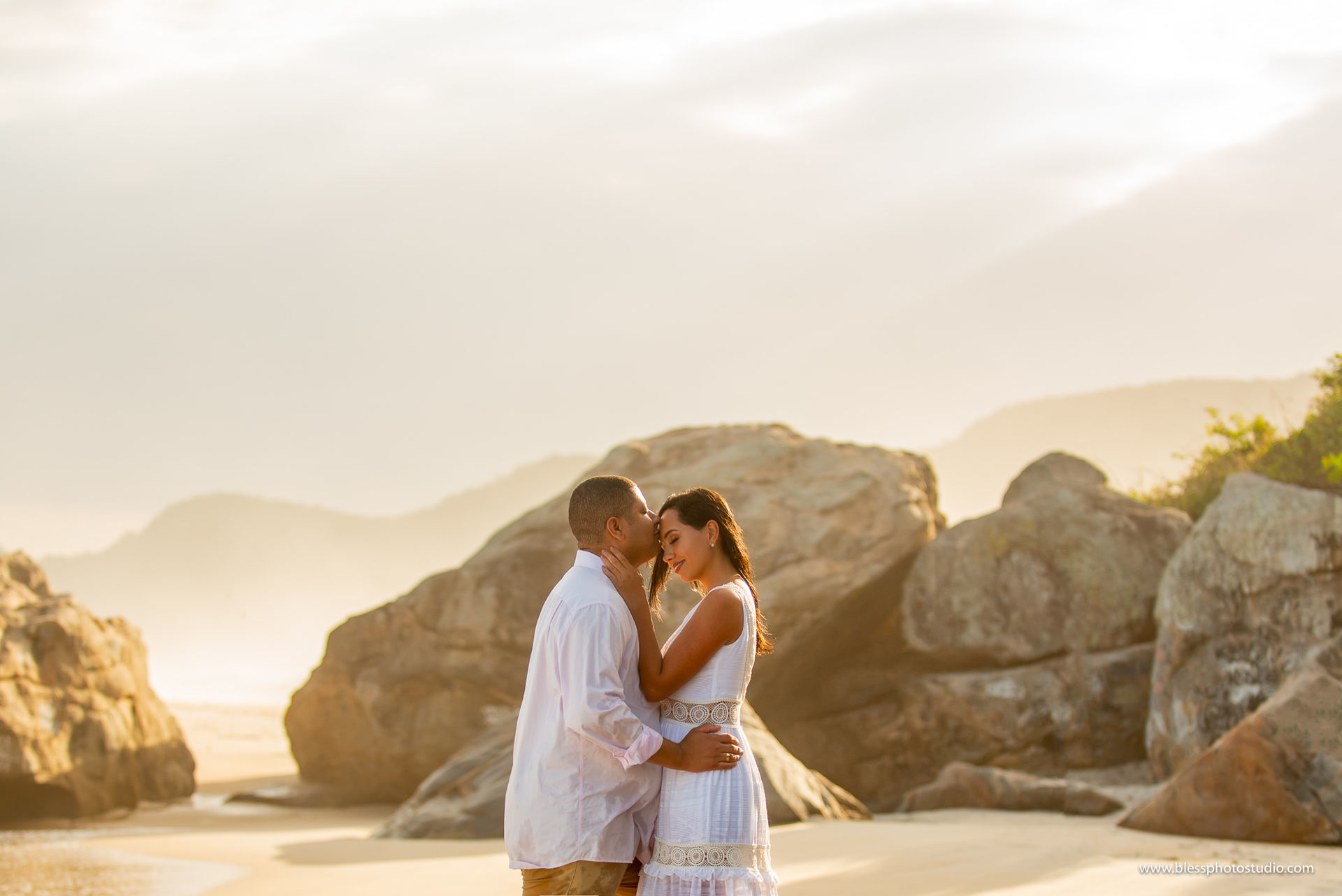 Foto PRÉ WEDDING SARAH E VINICIUS - RIO DE JANEIRO/RJ Foto PRÉ WEDDING SARAH E VINICIUS - RIO DE JANEIRO/RJ - Imagem 99