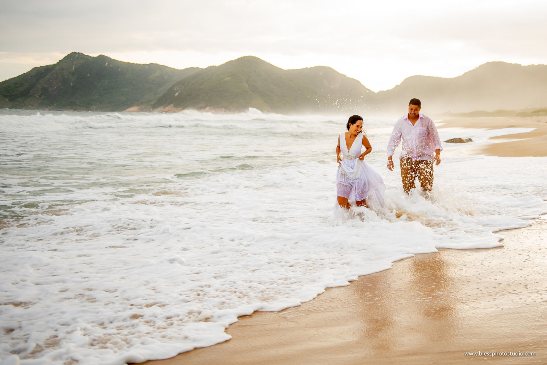 Foto PRÉ WEDDING SARAH E VINICIUS - RIO DE JANEIRO/RJ Foto PRÉ WEDDING SARAH E VINICIUS - RIO DE JANEIRO/RJ - Imagem 118